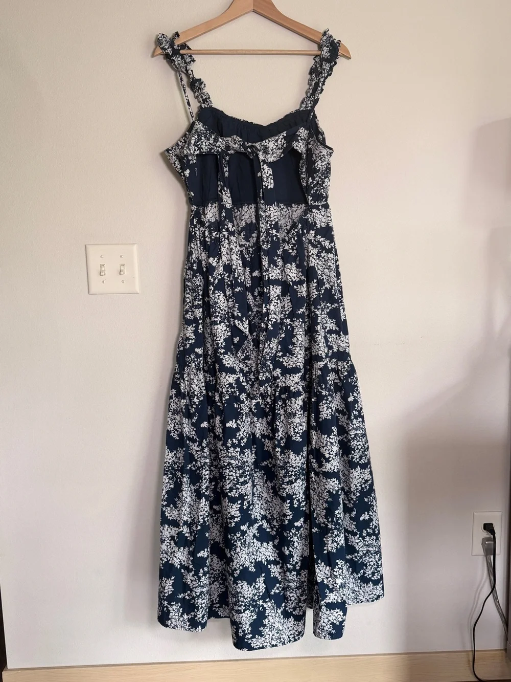 Abercrombie & Fitch Navy and White Floral Maxi Dress XL Tall